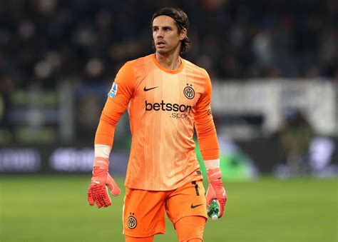 Yann Sommer, az Internazionale kapusa óriási védéseket mutat be a Barcelona ellen