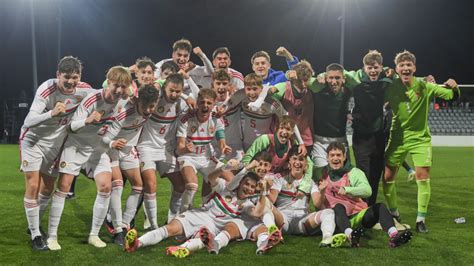 Fiatal magyar labdarúgó külföldön
