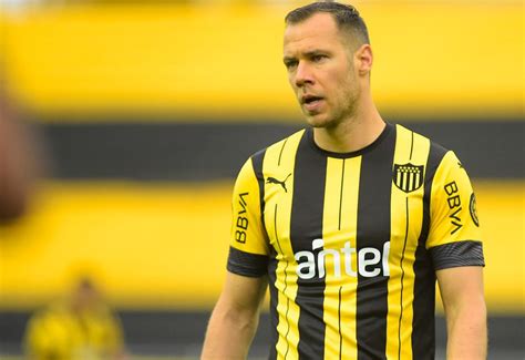 Vadócz Krisztián akcióban a Honvéd színeiben