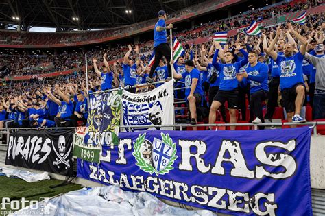 ZTE Ultras pulóver dizájn részletei Zalaegerszeg épületeivel