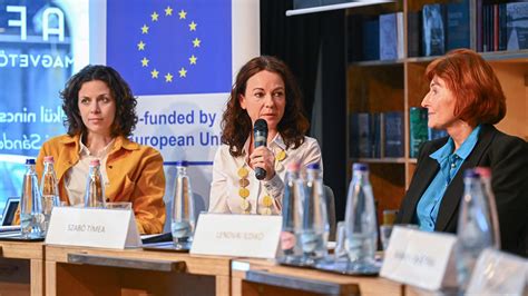 politikusok parlamenti vitája