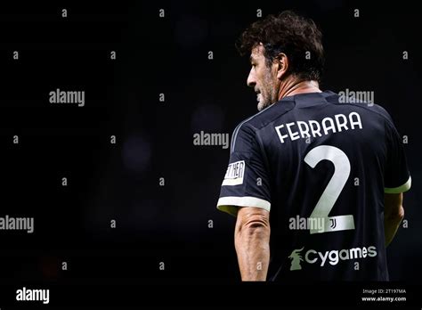 Ciro Ferrara a Juventus technikai zónájában