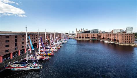 Liverpool városközpontja a Royal Albert Dockkal