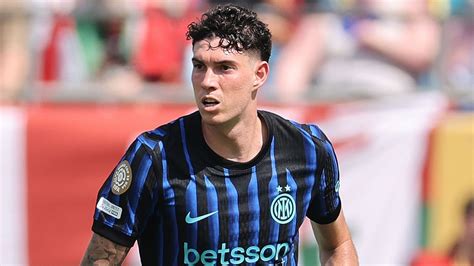 Alessandro Bastoni az Inter mezében