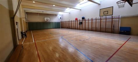 Korabeli sportlétesítmények és edzések