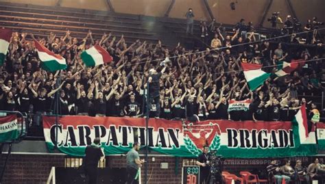 A Carpathian Brigade zászlói