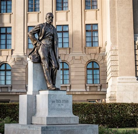 Tisza István portréja a parlamentben