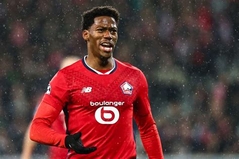 Jonathan David a Lille mezében