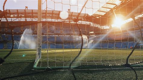 A modern futball szabálykönyvének borítója