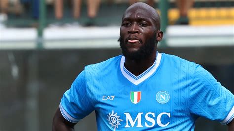 Romelu Lukaku futása a területbe