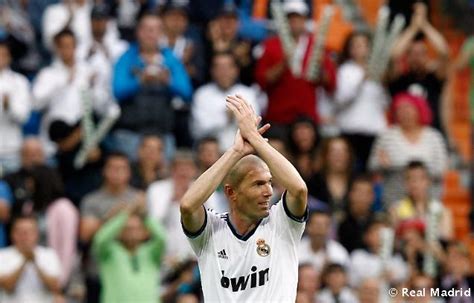 Zinédine Zidane, mint edző és játékos a Real Madridnál