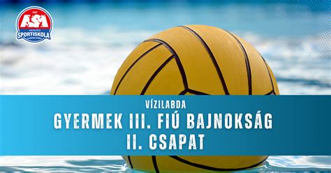 Fiú gyermek vízilabda csapat mérkőzésen
