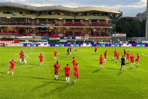 A bukaresti Dinamo stadion bontása