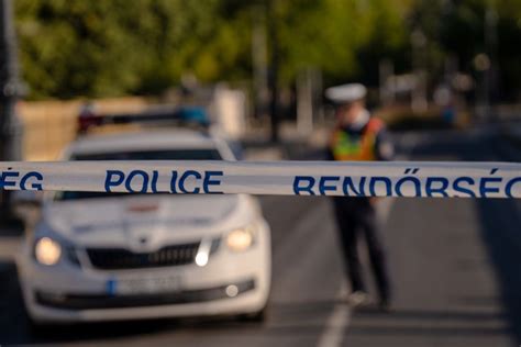 Rendőrségi beavatkozás könnygázzal