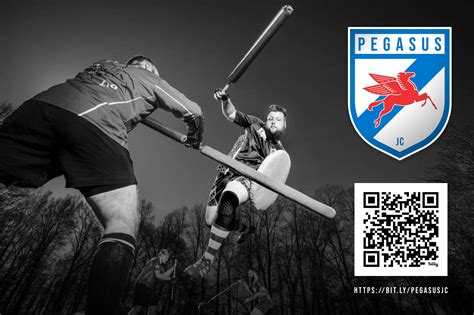 Képek a jugger sportág eszközeiről és játékosairól