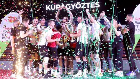 A Fino Kaposvár csapatának ünneplése a Magyar Kupa döntőjében
