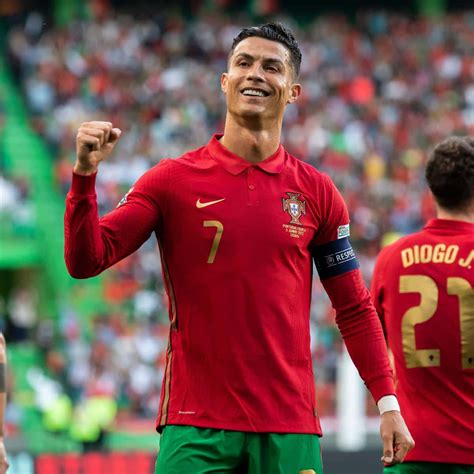 Cristiano Ronaldo gólöröm közben