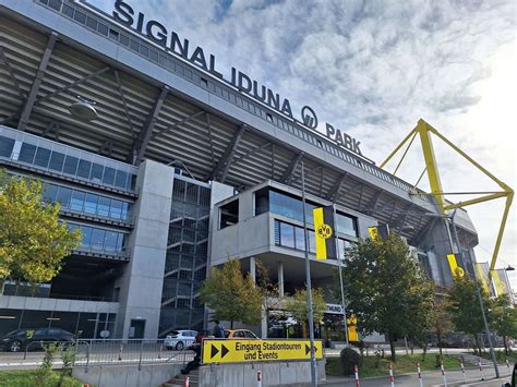 Családi szektor a Signal Iduna Parkban, gyermekprogramokkal