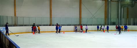 Gyerekek, akik Hookin2Hockey edzésen vesznek részt