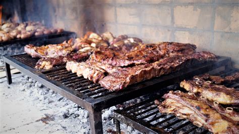 Hagyományos argentin parrilla és asado