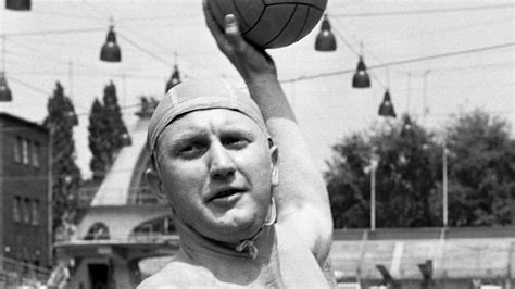 Dömötör Zoltán, olimpiai bajnok vízilabdázó