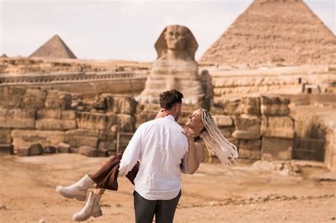 Tömegjelenetek egyiptomi futballmeccseken