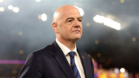 FIFA elnöke Gianni Infantino az új Klubvilágbajnokság bejelentésén