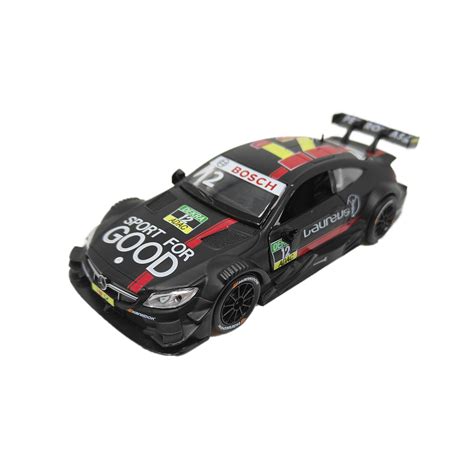 DTM versenyautó replika festéssel