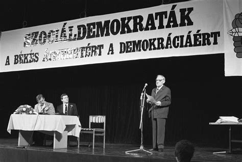 A Magyarországi Szociáldemokrata Párt korai gyűlése