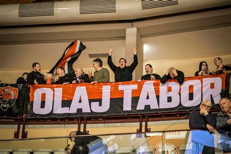 Az olasz csapat ünnepli az Európa-bajnoki győzelmet