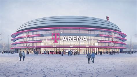 A T-Mobile Aréna teltházzal, a közönség és a VIP vendégek