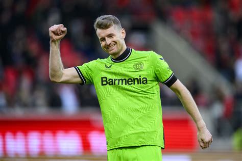 Lukas Hradecky a kapuban