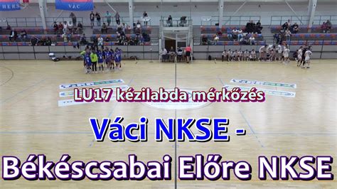 A Váci NKSE játékosai ünneplés közben