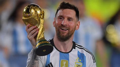 Messi gólstatisztikái szezononként vonaldiagram
