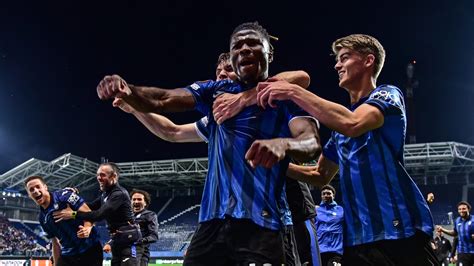 Az NWSL női liga logója