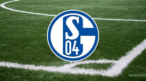 A Schalke 04 szurkolói ünnepelnek