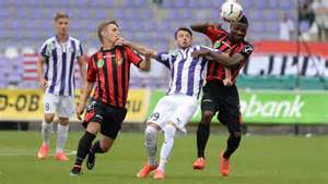 OTP Bank Liga mérkőzés stadionban