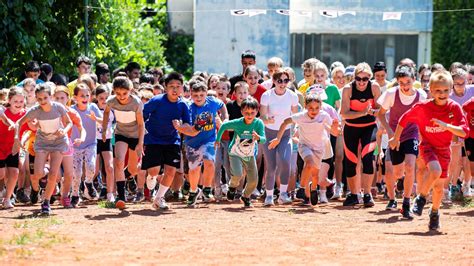 A Memorun résztvevői és a jótékonysági futás hangulata