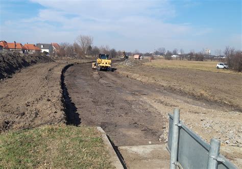 A Debreceni Volán építkezési munkálatai a Gázvezeték utcai salakmotor stadionnál