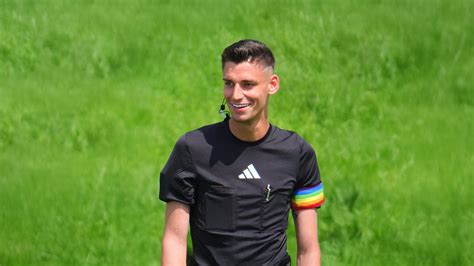 Pascal Kaiser, a biszexuális német játékvezető