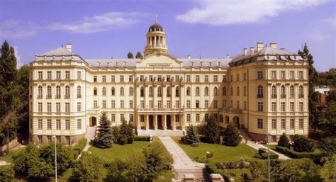Budapest Szent Margit Gimnázium épülete
