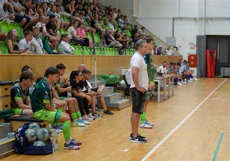 Fiatal röplabdázók edzésen a Haladás VSE sportkomplexumban