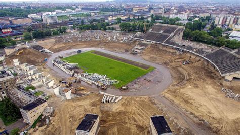 Drónfelvétel a budapesti Puskás Ferenc Stadion bontási munkálatairól