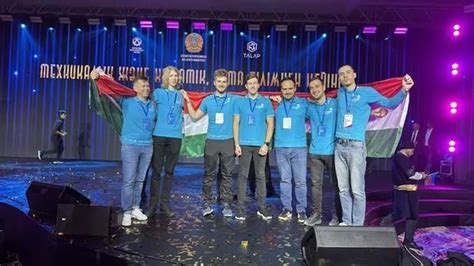 Magyar e-sportolók egy nemzetközi versenyen
