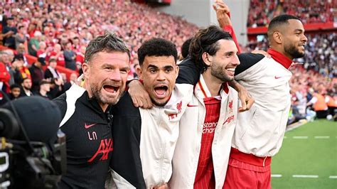 A Liverpool játékosai az Anfield Roadon