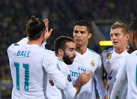 A Real Madrid szurkolók lelkesedése egy mérkőzésen