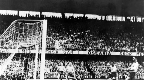 Az 1962-es labdarúgó-világbajnokság döntőjének pillanata