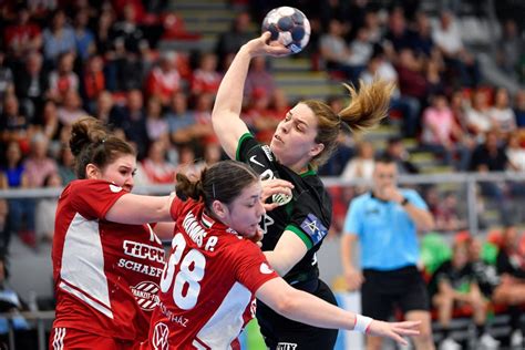 Kézilabdázó kapusa