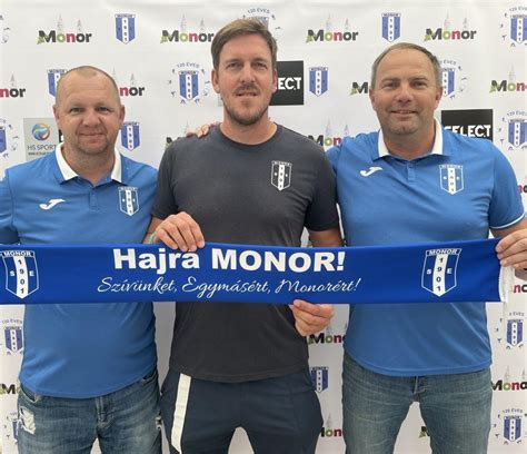 Szájer József edzőként a Monori SE kispadján