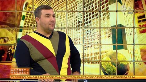 Gál Gyula akcióban a pályán